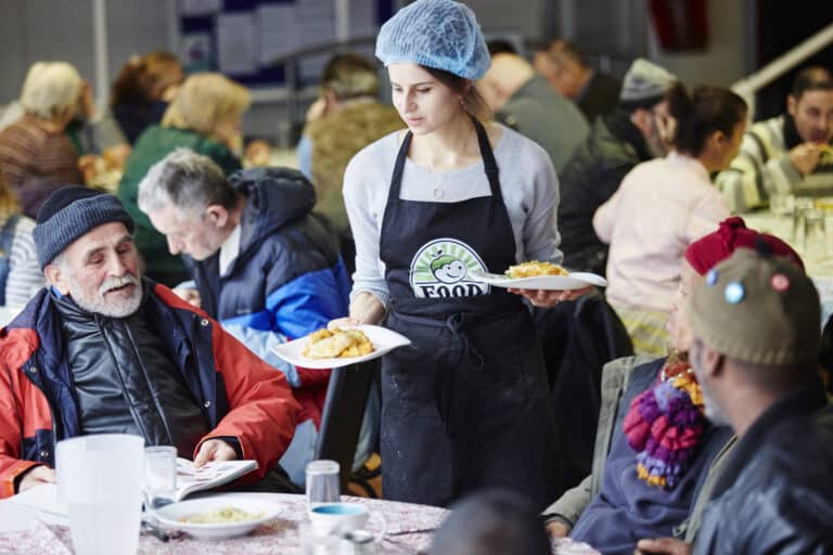 Charity food banks near me Volunteer in a food bank near you FoodCycle