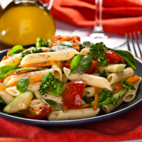 Roasted vegetable pesto pasta salad