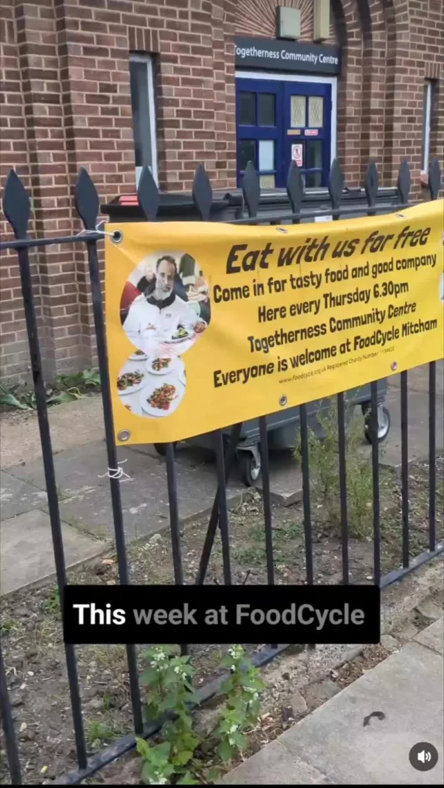 No fresh food? No problem! 

To the store cupboard 😁

You need to watch this and see the incredible meal our volunteers produced with store cupboard ingredients and some epic teamwork :-) 

Thanks to the Mitcham team for sharing.